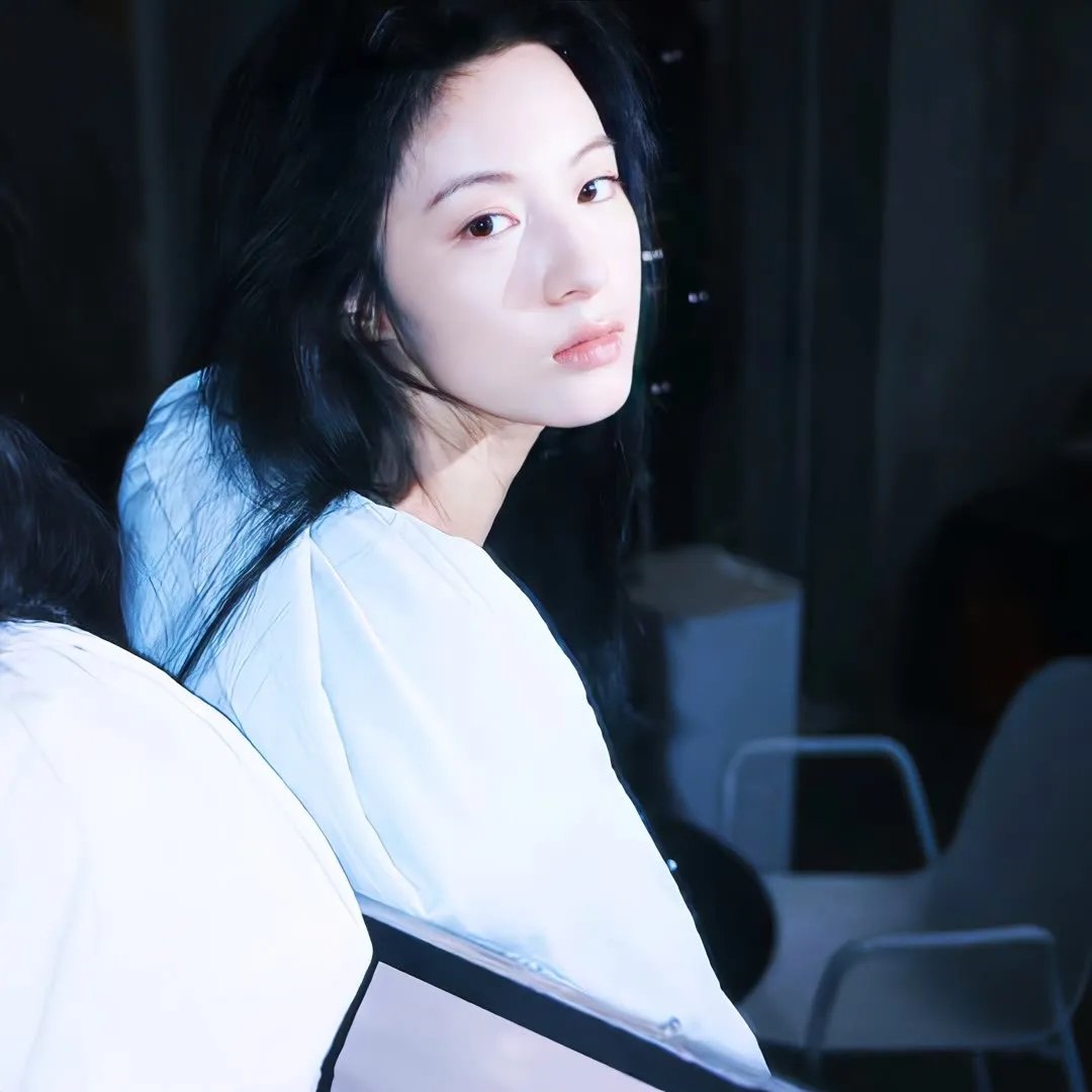 穿越后我嫁首富